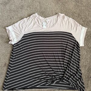 Maurices Black and White Striped Short Sleeve Tee